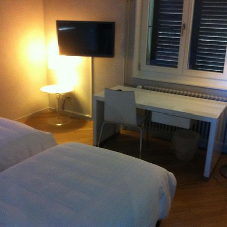 Auberge De Founex Luaran gambar