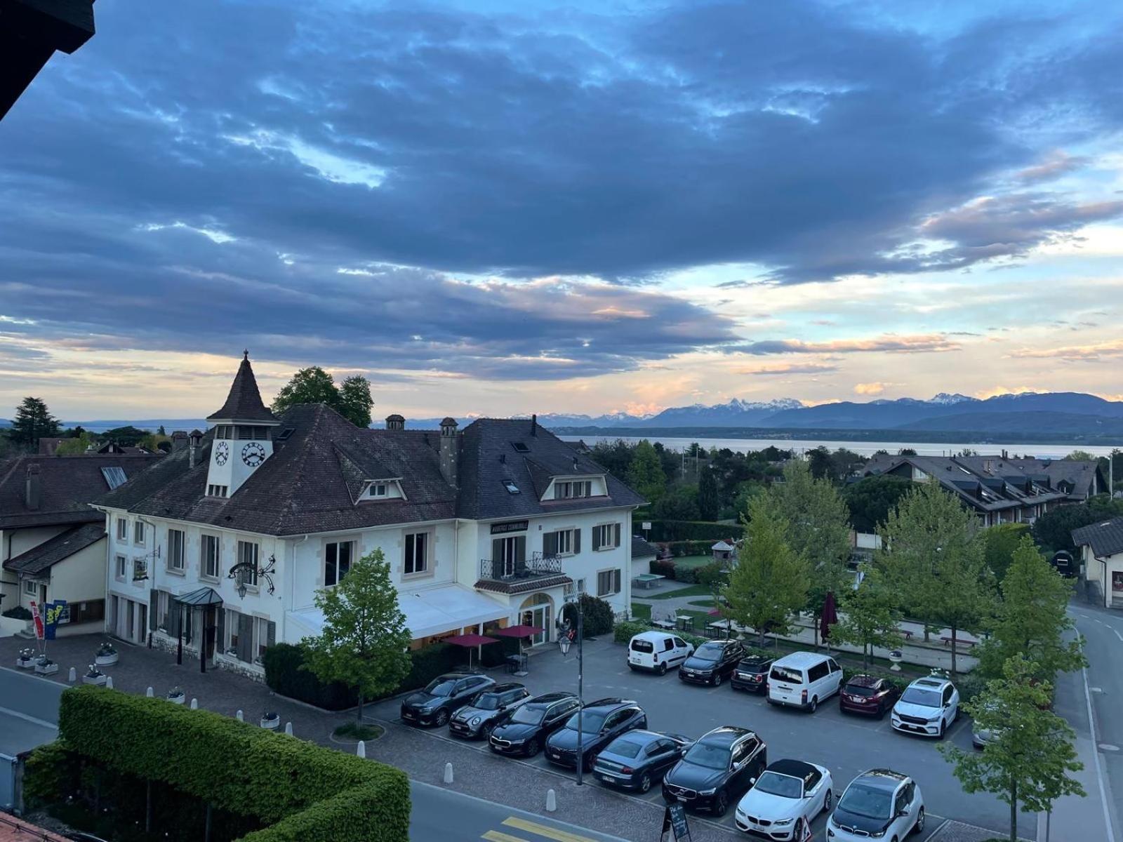 Auberge De Founex Luaran gambar